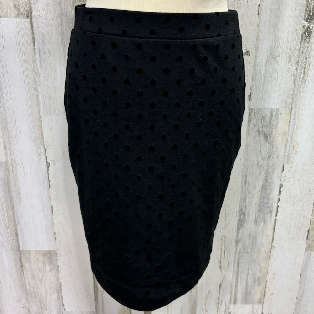 Elle‎ Flocked Polka Dot Stretch Skirt